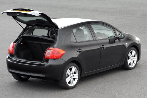 Toyota Auris T180 (2007) - picture 9 of 10