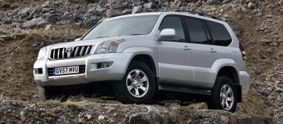 Toyota Land Cruiser Invincible (2007) - picture 4 of 17