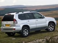 Toyota Land Cruiser Invincible (2007) - picture 10 of 17