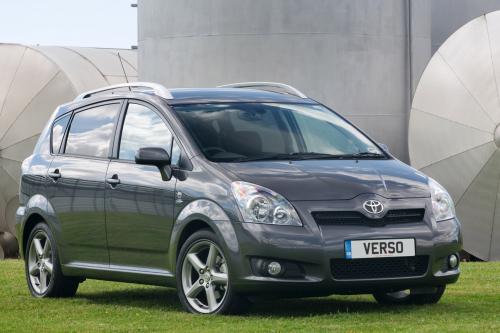 Toyota Verso (2007) - picture 1 of 14