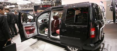 Volkswagen Caddy Life Edition concept (2007) - picture 4 of 7