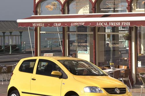 Volkswagen Fox (2007) - picture 8 of 15