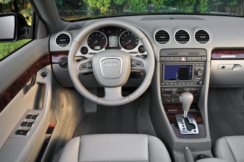 Audi A4 Cabriolet (2008) - picture 9 of 10