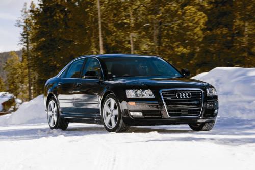 Audi A8 4.2 (2008) - picture 1 of 5