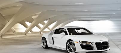 Audi R8 (2008) - picture 4 of 26