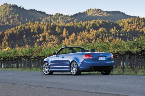 Audi RS 4 Cabriolet (2008) - picture 16 of 18