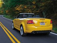 Audi RS 4 Cabriolet (2008) - picture 3 of 18