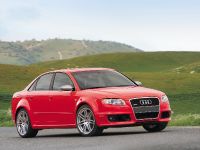 Audi RS 4 (2008) - picture 6 of 10
