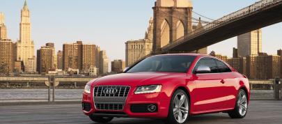 Audi S5 (2008) - picture 4 of 20