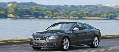 Audi S5 (2008) - picture 12 of 20