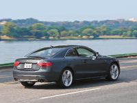 Audi S5 (2008) - picture 13 of 20