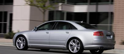 Audi S8 (2008) - picture 4 of 8