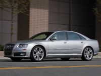 Audi S8 (2008) - picture 2 of 8