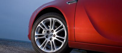 Buick Regal (2008) - picture 20 of 36