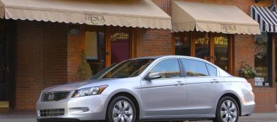 Honda Accord EX L Sedan (2008) - picture 12 of 14