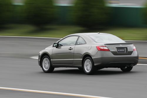 Honda Civic Coupe (2008) - picture 8 of 19