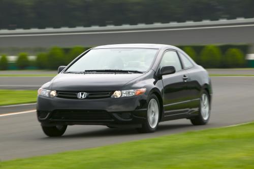 Honda Civic Coupe (2008) - picture 9 of 19