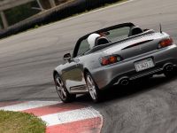 Honda S2000 CR (2008) - picture 5 of 6