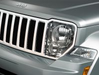Jeep Liberty Limited (2008) - picture 3 of 14