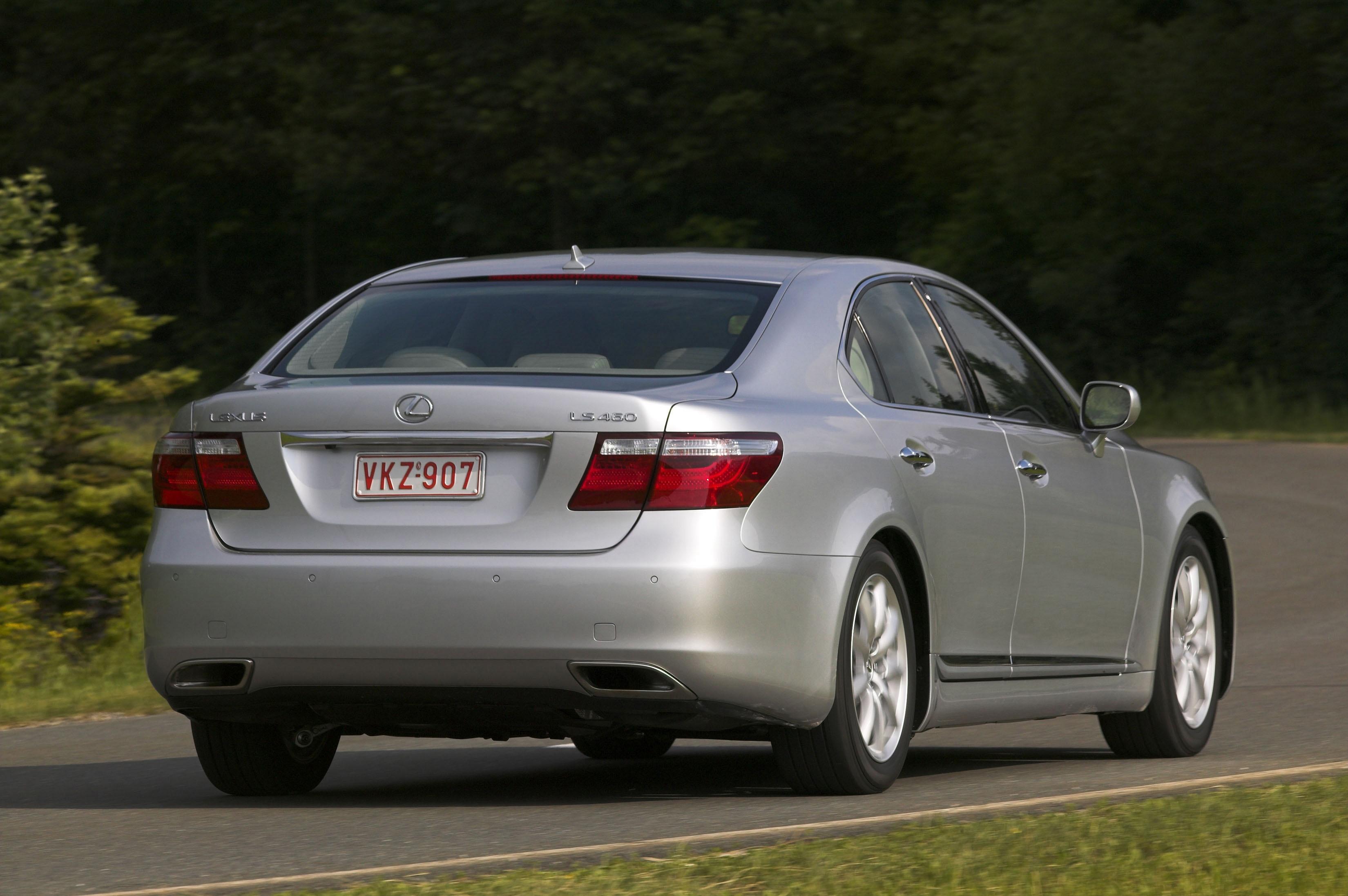 Lexus LS 460