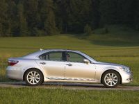 Lexus LS 460 (2009) - picture 21 of 24