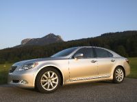 Lexus LS 460 (2009) - picture 22 of 24