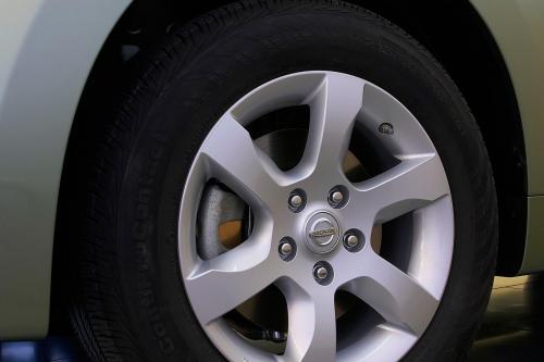 Nissan Altima Hybrid (2008) - picture 9 of 10