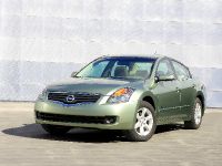 Nissan Altima Hybrid (2008) - picture 1 of 10