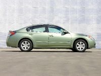 Nissan Altima Hybrid (2008) - picture 3 of 10