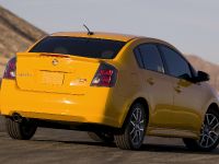 Nissan Sentra SE-R (2008) - picture 2 of 12
