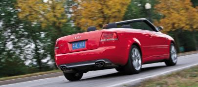Audi S4 Cabriolet (2009) - picture 4 of 10
