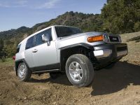 Toyota FJ Cruiser (2008) - picture 7 of 12