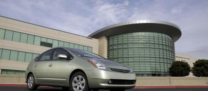 Toyota Prius (2008) - picture 7 of 18