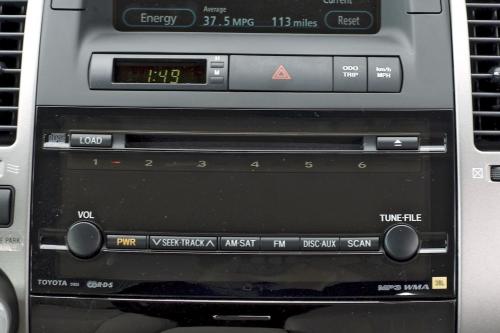 Toyota Prius (2008) - picture 16 of 18