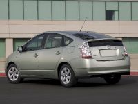 Toyota Prius (2008) - picture 10 of 18