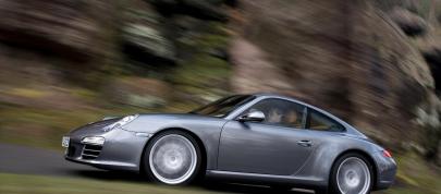 Porsche 911 Carrera 4 & Carrera 4S (2009) - picture 4 of 10