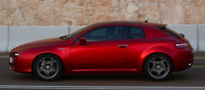 Alfa Romeo Brera (2009) - picture 12 of 15