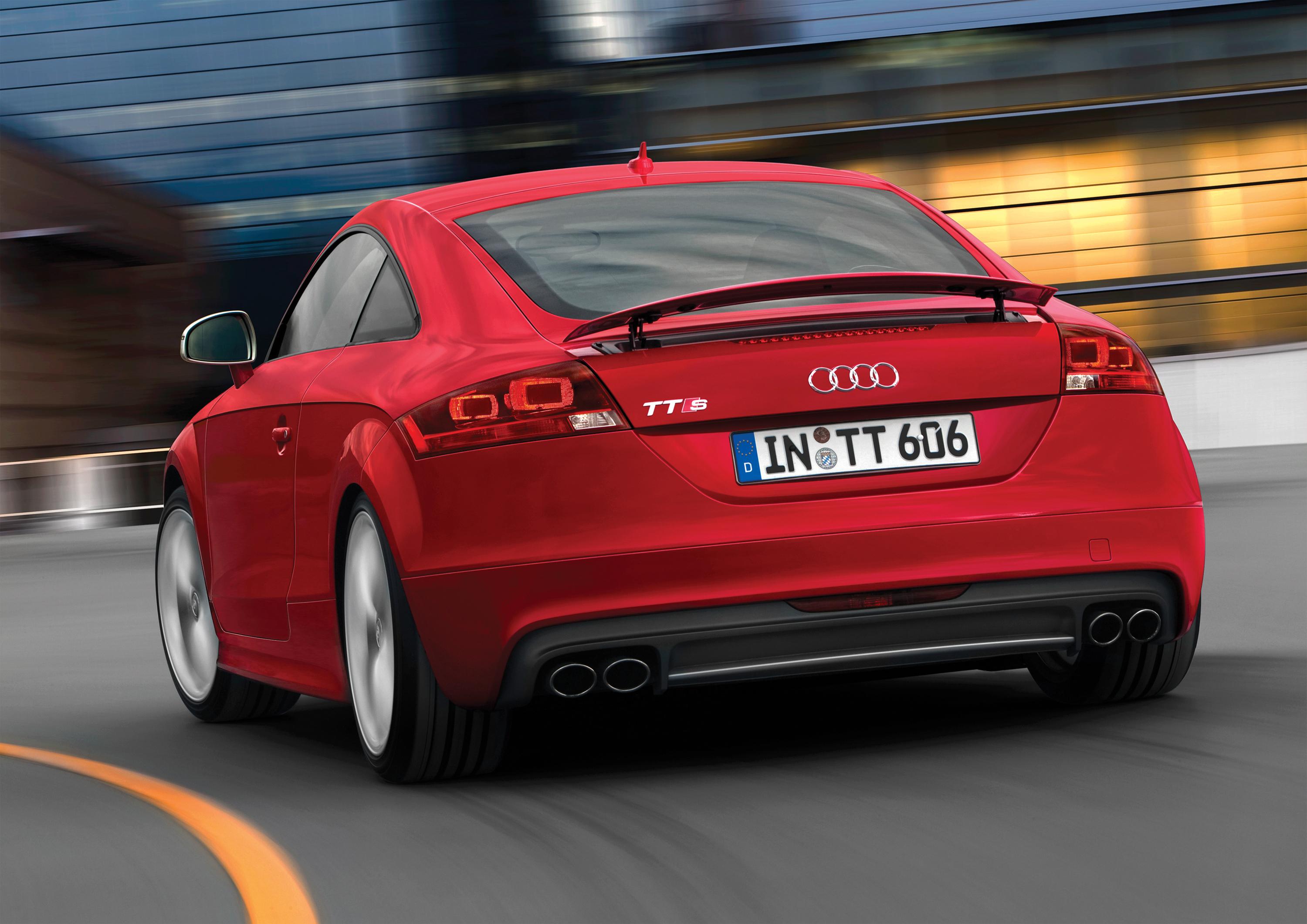 Audi TTS