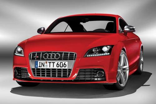 Audi TTS (2009) - picture 1 of 13