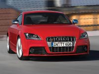 Audi TTS (2009) - picture 3 of 13
