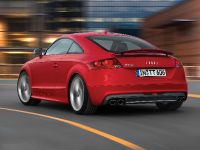 Audi TTS (2009) - picture 5 of 13