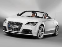 Audi TTS (2009) - picture 7 of 13