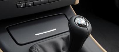 BMW M3 E92 (2009) - picture 36 of 41