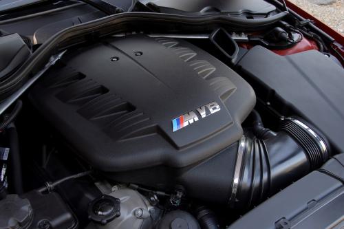 BMW M3 E92 (2009) - picture 41 of 41
