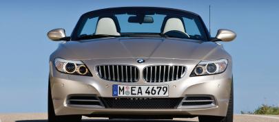 BMW Z4 (2009) - picture 12 of 29