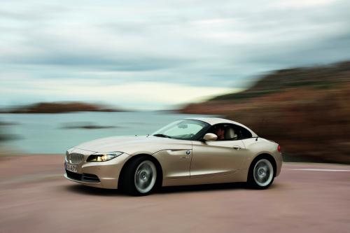 BMW Z4 (2009) - picture 16 of 29