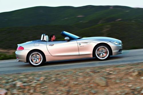 BMW Z4 (2009) - picture 17 of 29