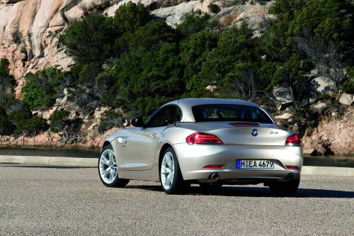 BMW Z4 (2009) - picture 24 of 29
