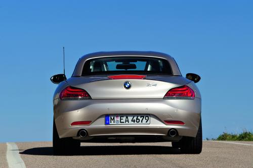 BMW Z4 (2009) - picture 25 of 29