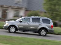 Chrysler Aspen Hybrid (2009) - picture 5 of 6